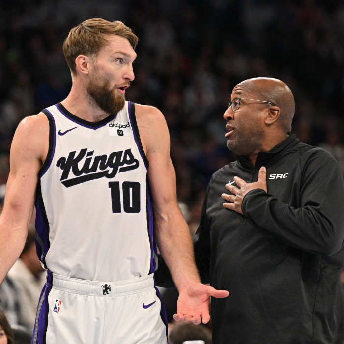 Sacramento Kings Sign Mike Brown to Multi-Year Contract Extension